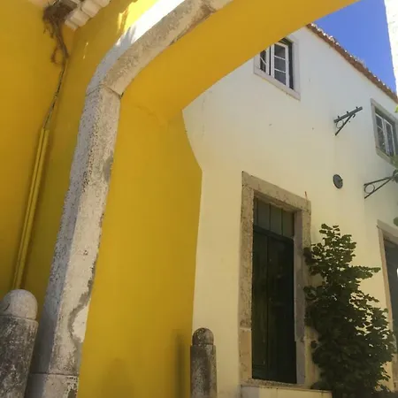 Hébergement de vacances A House In The Palace A Step Away From Lisbon *